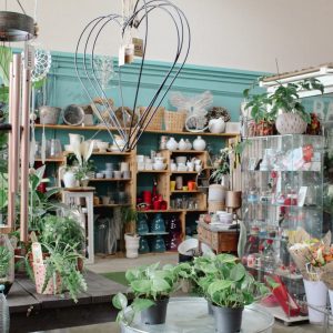 Boutique fleuriste au palais des fleurs à Bollène