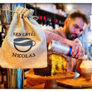 photo de Nicolas Avon, Les cafés Nicolas à Bollène