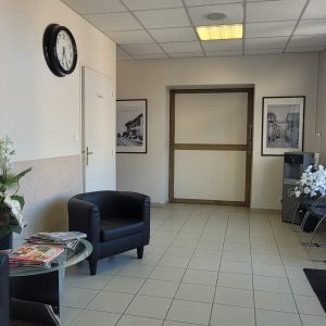 salle d'attente funéraire, Pompes Funèbres Bollènoises