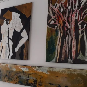 murs avec tableaux de peinture, Balzano art création Bollène