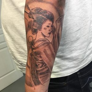 Tatouage gaïcha Birdy Ink Bollène