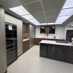 Photo du showroom cuisine de Sotelec Menager à Bollène